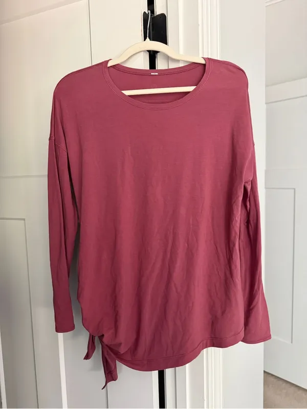 Lululemon To The Point Long Sleeve Misty Merlot Pima cotton tie side - Image 4