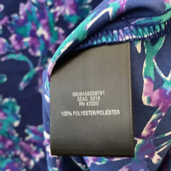 FINAL MARKDOWN Ladies attention top xl - Image 4