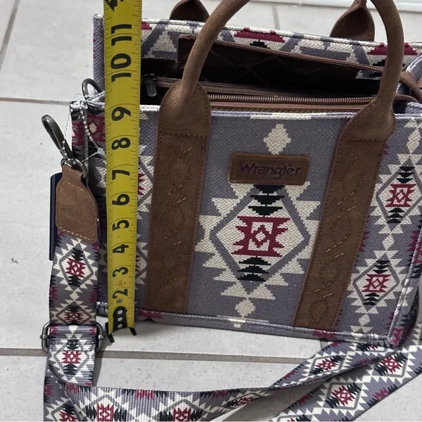 Wrangler‎ Women Aztec Southwestern Crossbody Tote Lavender Bag Purse - Image 9