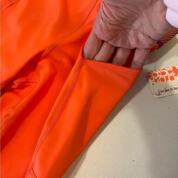 NWT FP Movement Endurance orange leggings size XS - Image 4