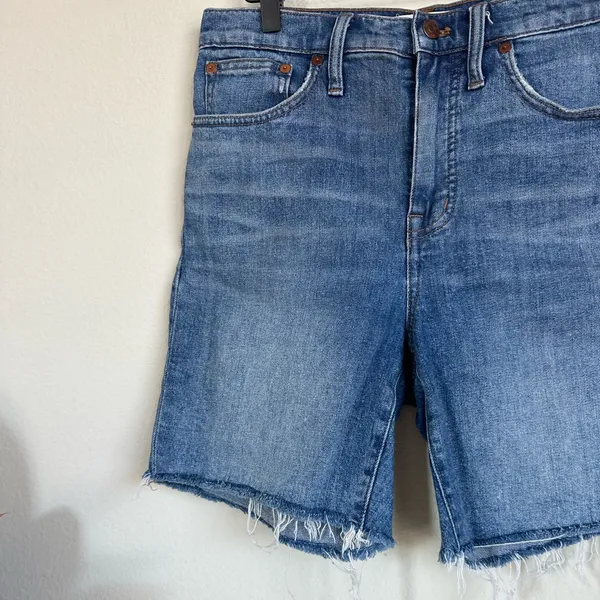 Madewell High Rise Denim Mid Rise Shorts - Image 9