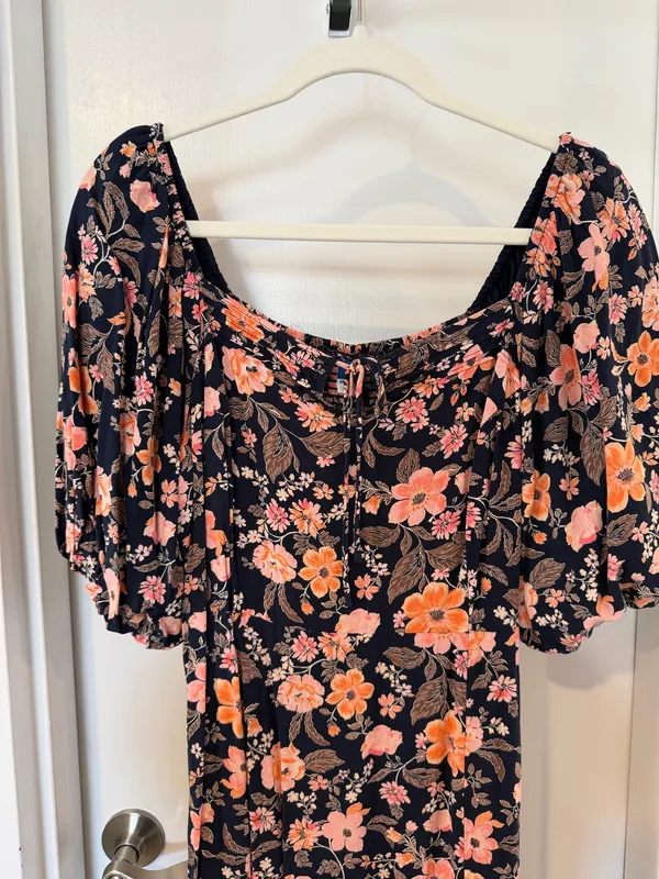 Navy Floral Old Navy Dress - Image 2