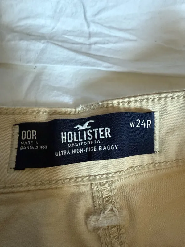 Hollister Khaki Tan Low Rise Baggy Cargo Pants Size 24 - Image 4