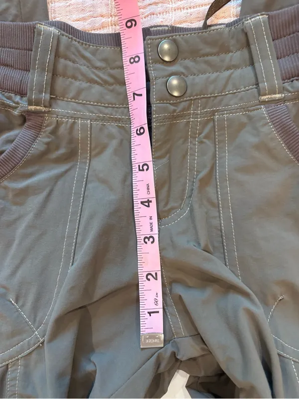Kuhl Trekr Convertible Cinched leg hiking pants size 4 short - Image 11