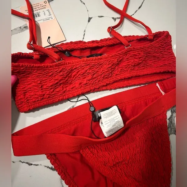 Red Textured Bikini Set Size 6 - Image 2