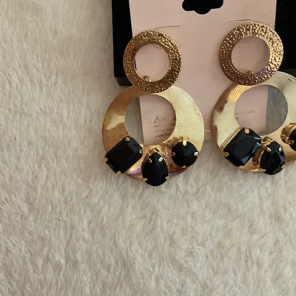 Gold drop circles with black rhinestones - Image 2