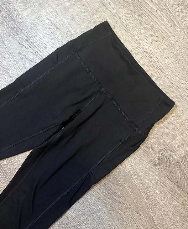 PINK Victoria's Secret leggings - Image 5