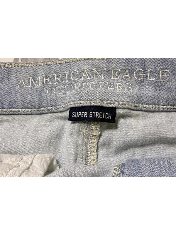 American Eagle Hi-Rise Shortie Denim Shorts Women’s Size 8 Light Wash Lace Hem - Image 4
