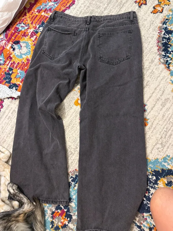 Edikted Jeans Black Low-Rise - Image 3