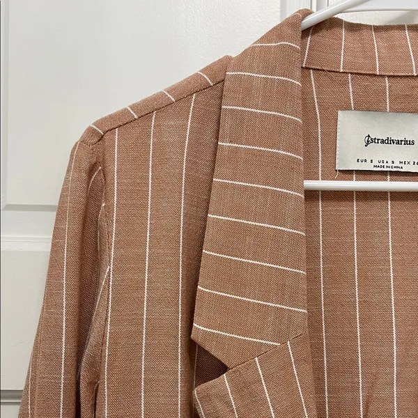 Stradivarius Brown and White Striped One Button Closure Casual Blazer - Sz Small - Image 2