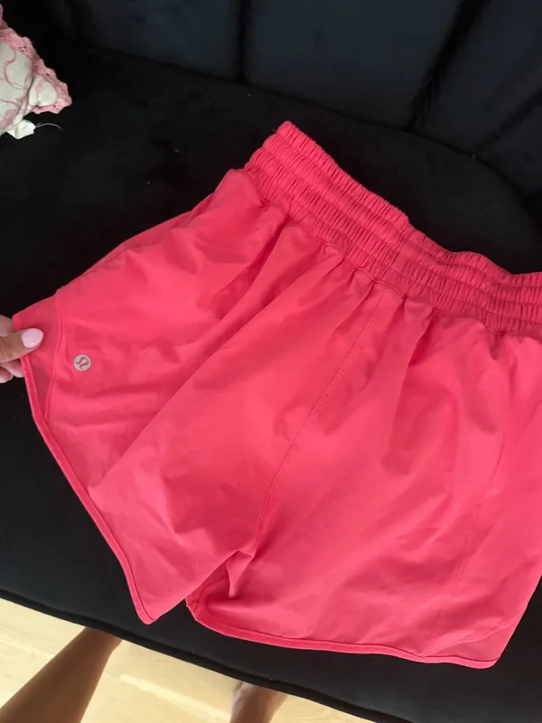 Lululemon Shorts Hot Hotty Pink Hot - Image 2