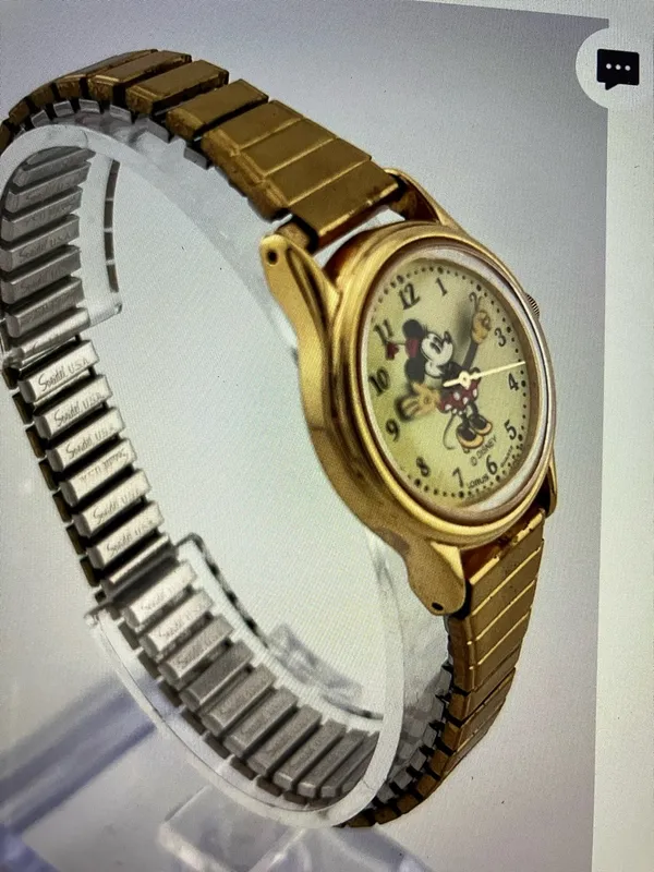 Vintage Lorus Disney Minnie Mouse Gold Tone Women's Watch - Image 3