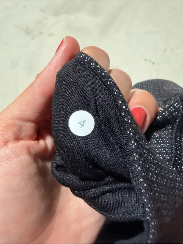 Lululemon patterned Leggings 4 - Image 7