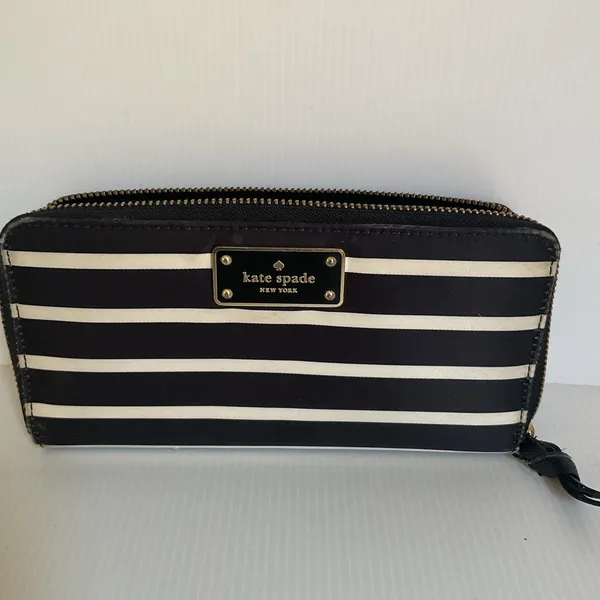 Kate Spade New York Black White Striped Zip Around Wallet Continental Purse - Image 9