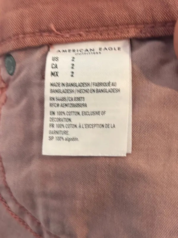 American eagle mauve the highest rise mom shorts size 2 - Image 7