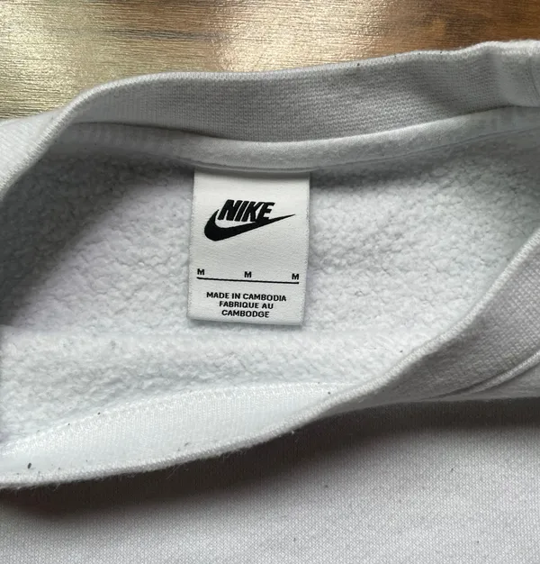 Nike White Crew Neck Sweatshirt - Image 5