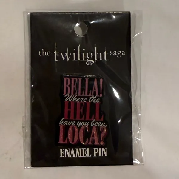 Twilight Bella Loca Glitter Enamel Pin Pink - Image 2