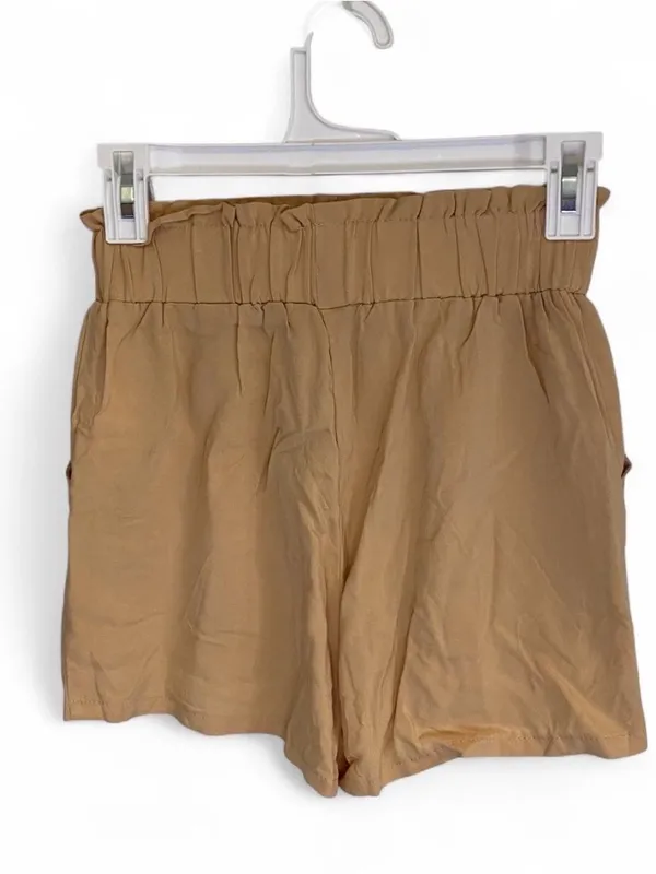 Primark tan shorts with pockets - Image 3
