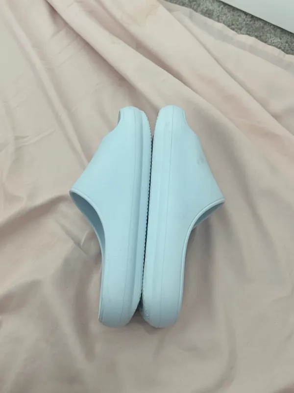 Blue Sandal Slides Size 6 - Image 5