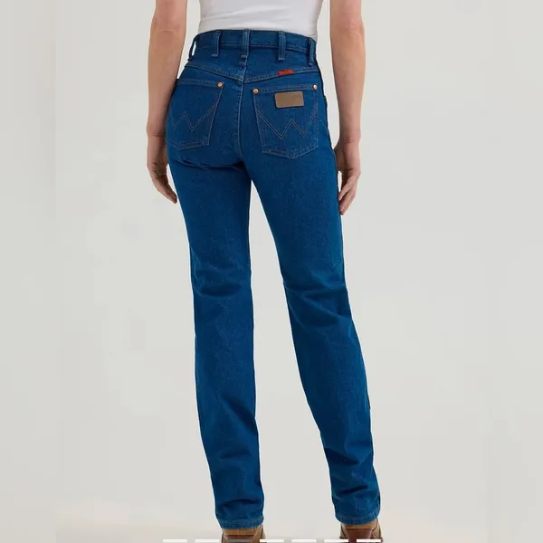 Wrangler Women's Cowboy CUT® SLIM FIT JEAN size‎ 15/16 32 inch inseam - NWT - Image 3