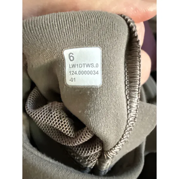 Lululemon Align Tank Top V-Neck Nulu Cropped Yoga Longline Bra Size 6 - Image 5