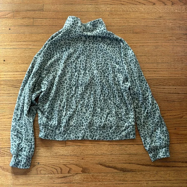 Leopard Halfzip Brown - Image 3