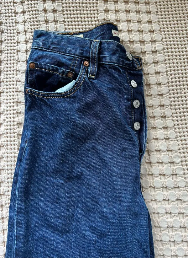 Levi’s Ribcage Straight Ankle Jeans - Image 4