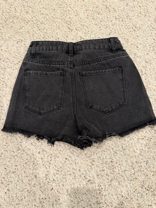 Ban Jara Black Denim Shorts - Image 2