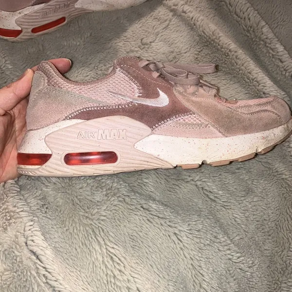 NIKE AIR MAX EXCEE SNEAKERS, size 7 - Image 4