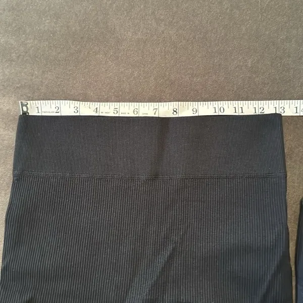 Women’s Black Activewear Set 2 Workout Tops & Leggings Size M NEW - Image 8