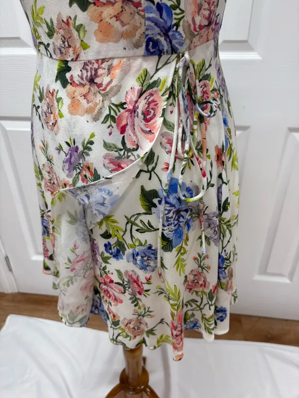 Alice & Olivia Trixie Floral Spaghetti Strap Mini Dress - Size 2.‎ - Image 3