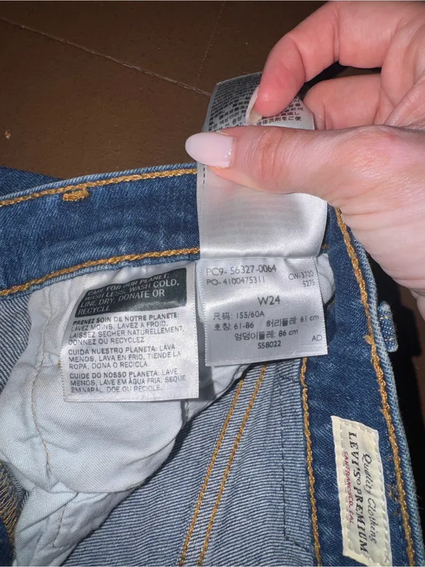Levi’s 501 High Rise Shorts - Image 5