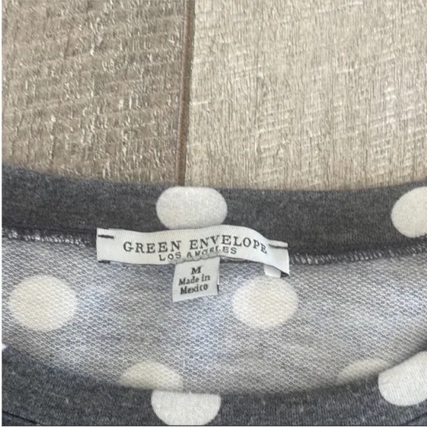Francesca's Size Medium Gray Polka Dot Peplum Long-Sleeve Top - Image 4