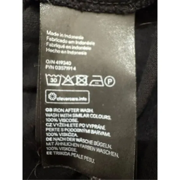 H&M basic black top - Image 8