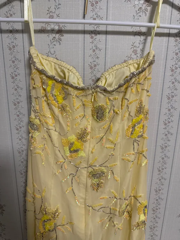 Caché Vintage Butter Yellow Dress - Image 3