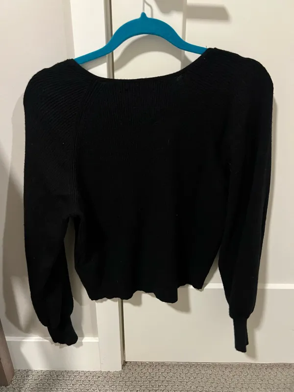 Abercrombie Black V-Neck Sweater - Image 2