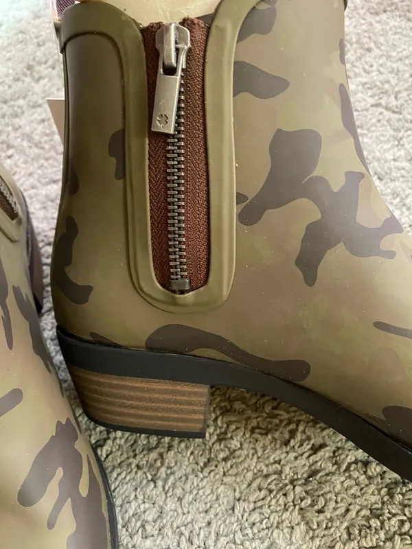 Lucky Brand Ankle Camo rain boots - Image 7