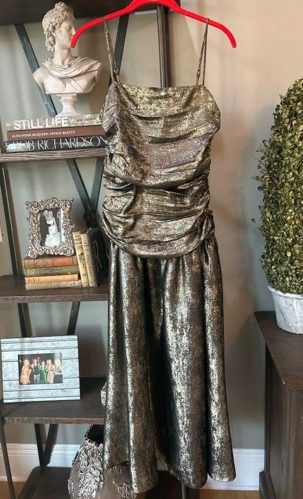 La Maise Studio Elandra Metallic Gold Draped Midi Dress Golden Womens Size Small - Image 3