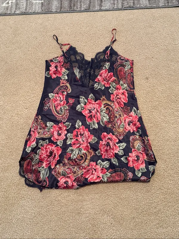 Vintage Gold Tag Victoria’s Secret Lingerie Floral Slip Dress - Image 3