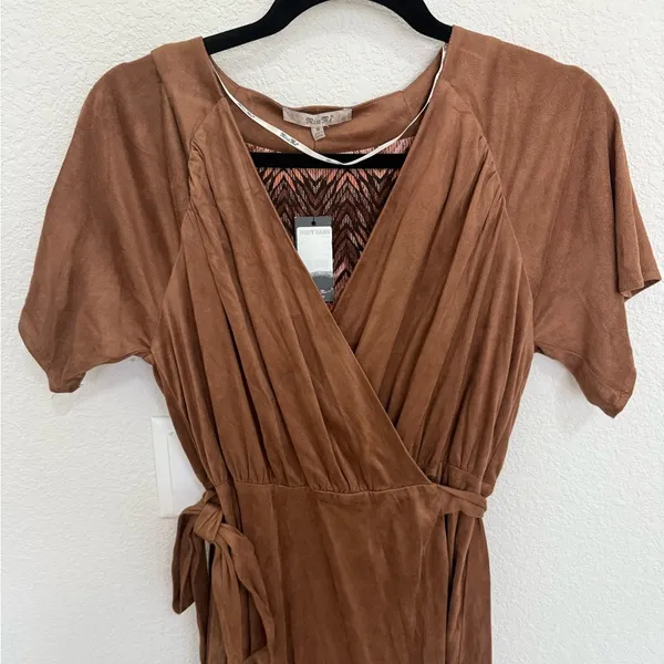 Miss Me Faux-Suede Wrap Dress Flutter Sleeves Mocha Brown Size Medium M NEW - Image 4
