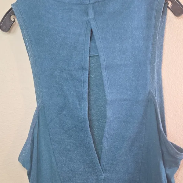 ALO Yoga Teal Sleeveless Cowl Neck Sweater Size L - Image 9