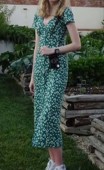 Motel Green Floral Button Front Midi Dress - Image 2