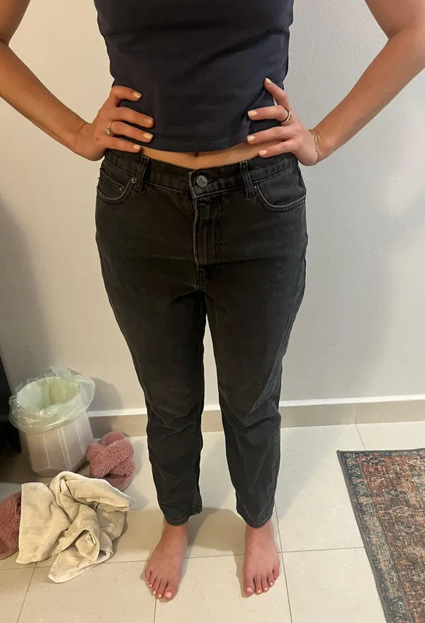 Reformation Sustainable Black Jeans - Image 3