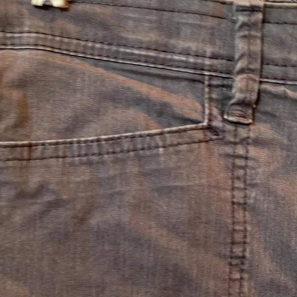 FINAL MARKDOWN Gloria Vanderbilt slacks 8 short - Image 2