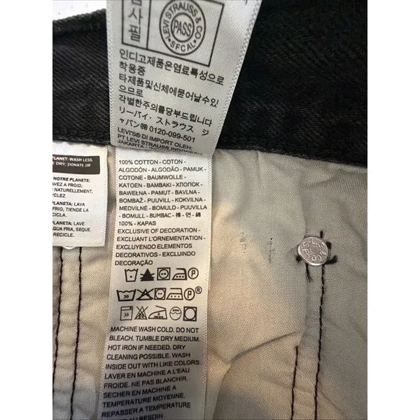 NWT Levi's 501 Women Size 32 (14) Black 100% Cotton Denim 2" Cutoff Shorts - Image 9
