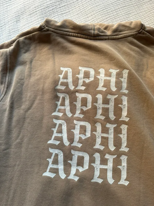 Alpha Phi Sweatshirt Tan Size L - Image 5