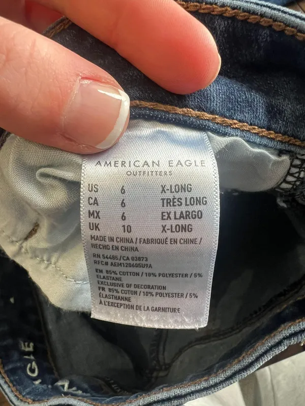 American Eagle Outfitters - Image 3