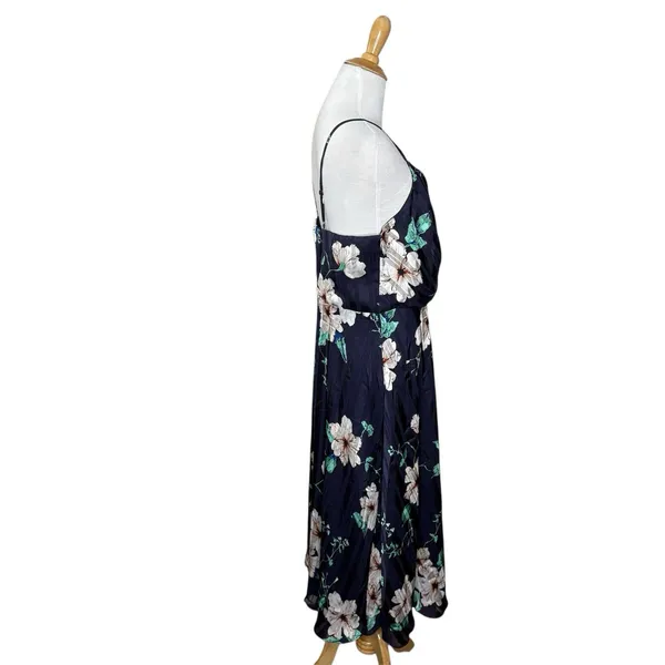 Lulus All About Love Navy Blue White Floral Print Textured Midi Dress Size XL - Image 6