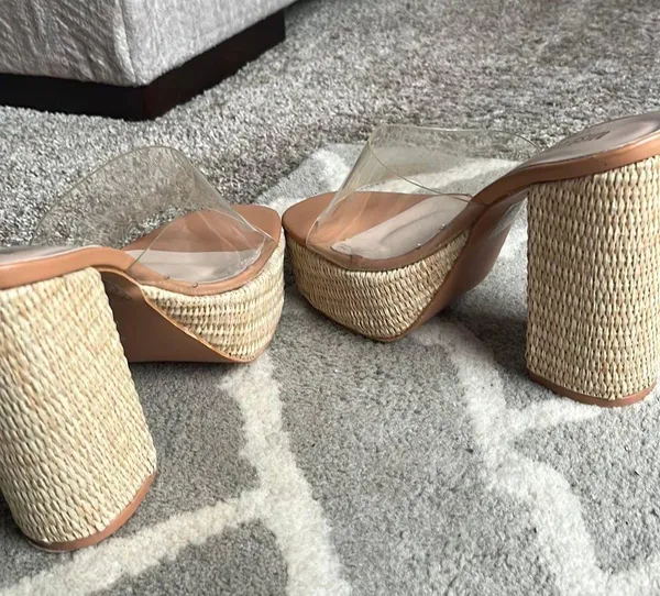 Miss Lola platform Heels - Image 4