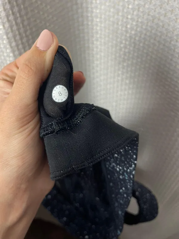 Lululemon Sports Bra (8) - Image 9